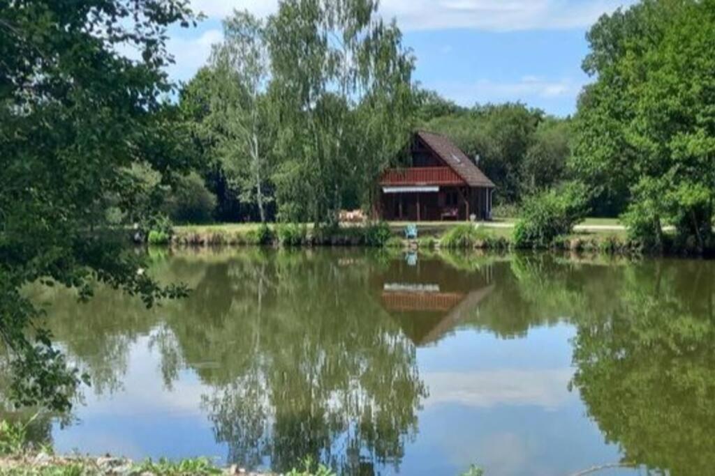 Le Chalet Limousin Folles Exterior photo